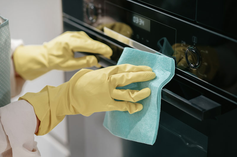 Intensive kitchen degreasing