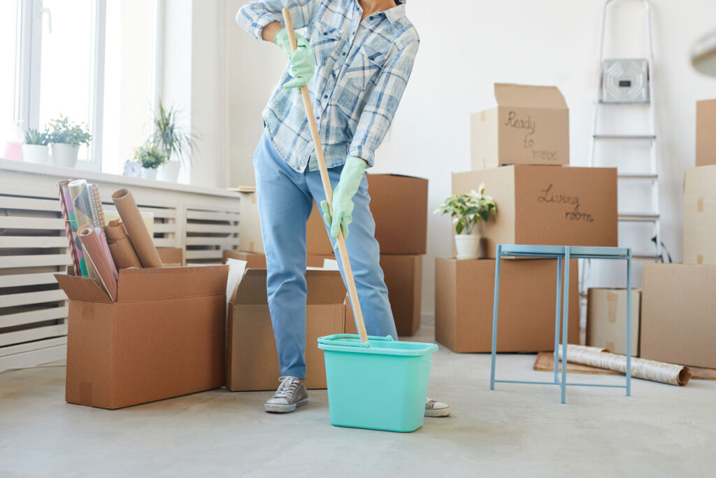 Move-out cleaning services